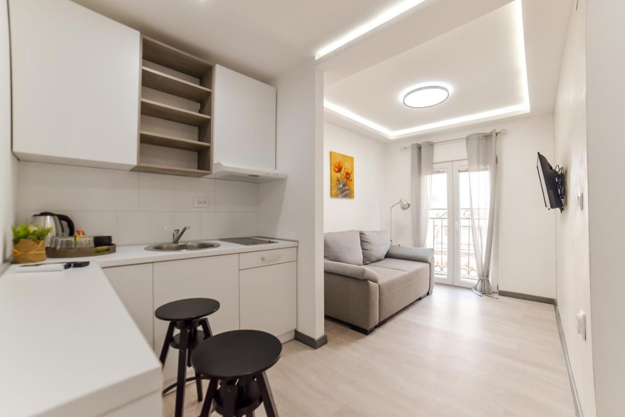 Apartmani Statik Sd สเมเดเรโว ภายนอก รูปภาพ