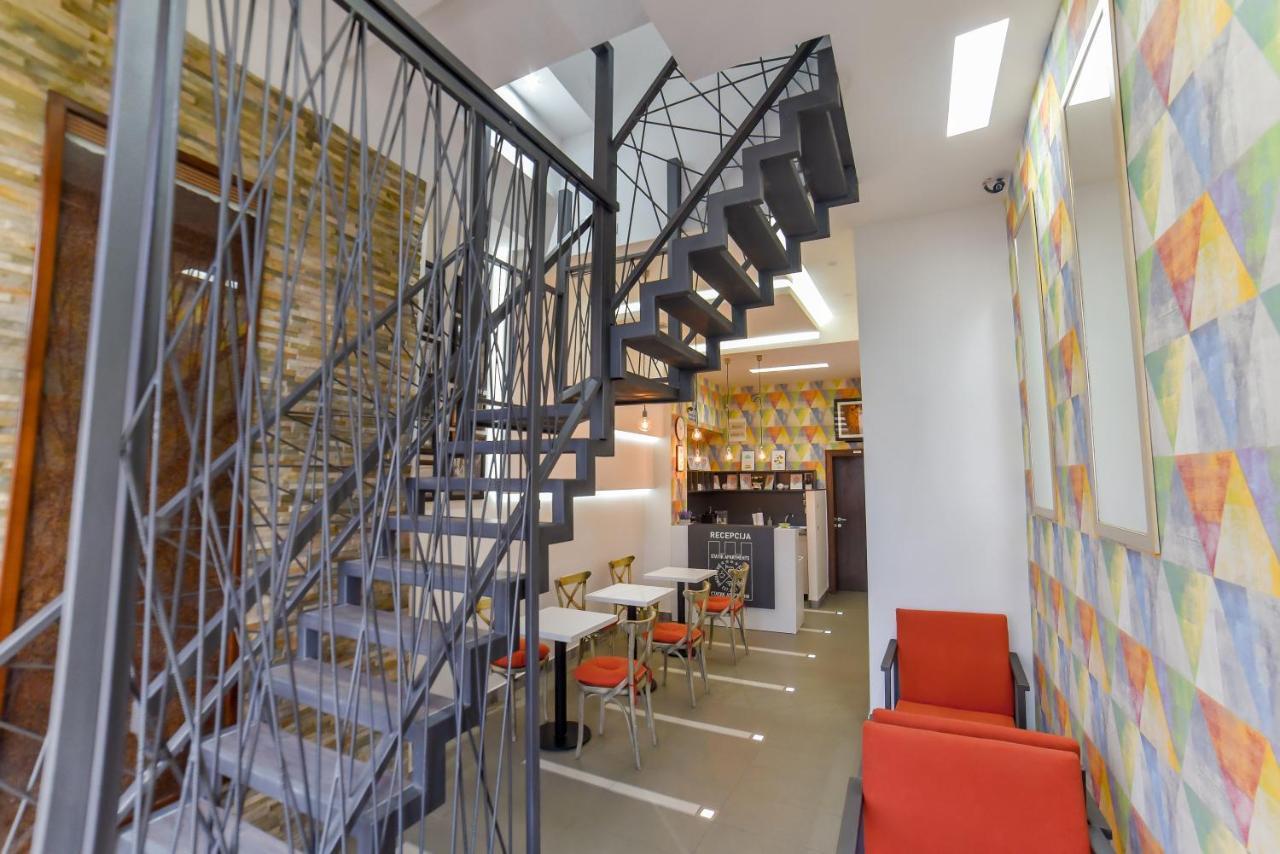 Apartmani Statik Sd สเมเดเรโว ภายนอก รูปภาพ