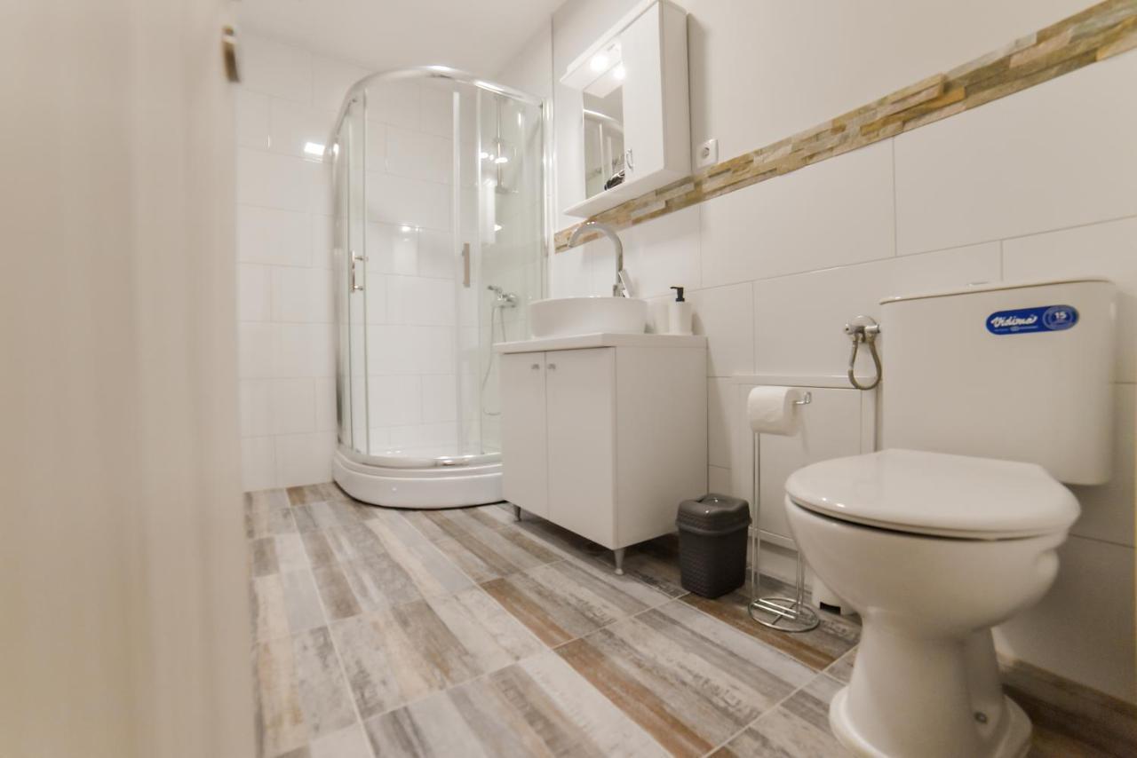 Apartmani Statik Sd สเมเดเรโว ภายนอก รูปภาพ